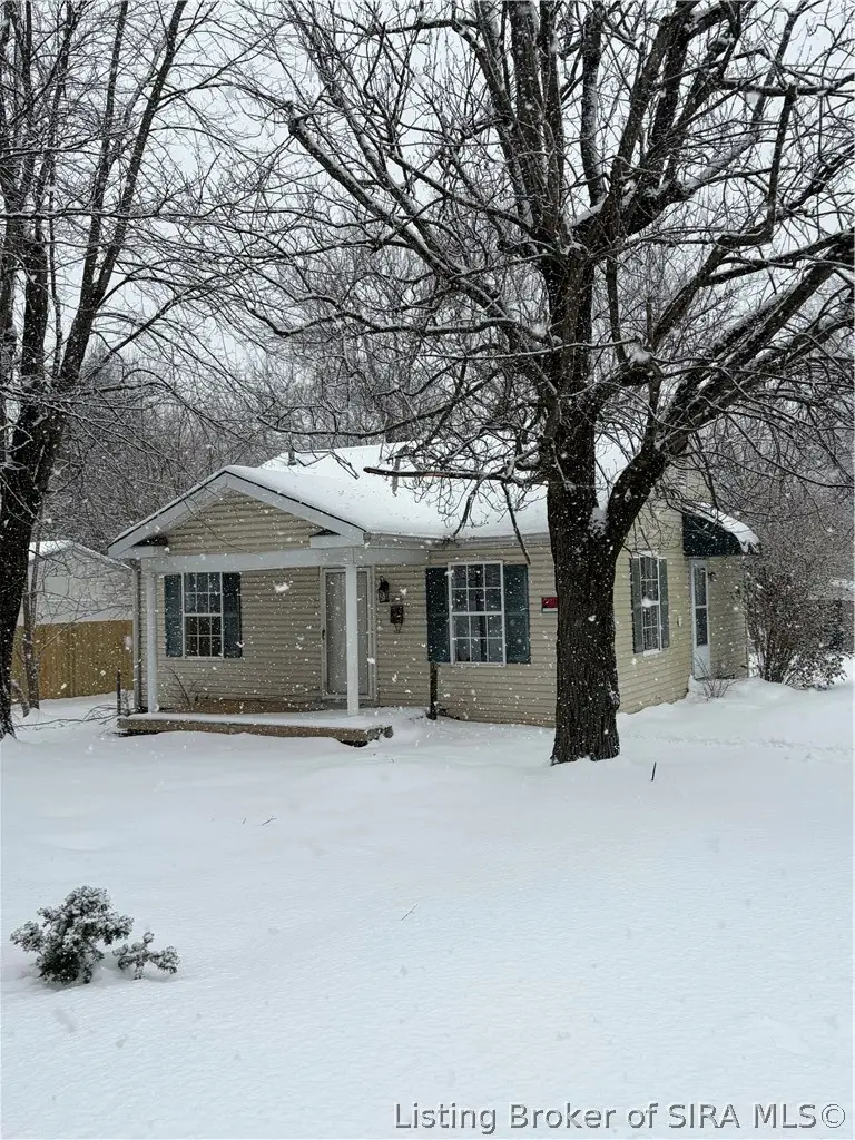 220 Mann Avenue, Austin, IN 47102 - #3