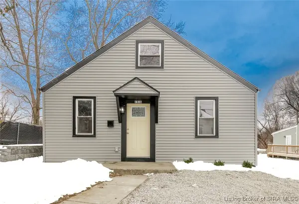 1516 Charlestown Road, New Albany, IN 47150