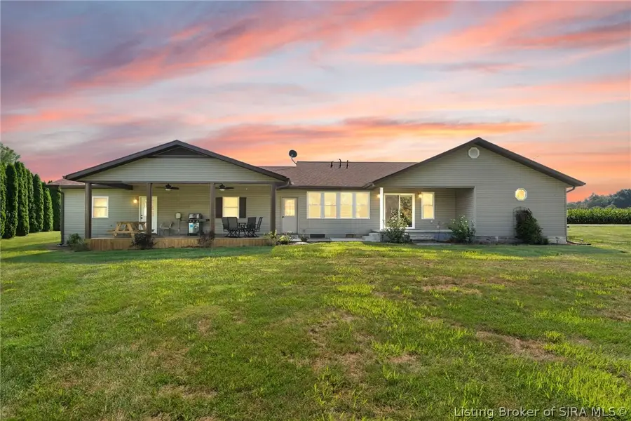 4 Orchard Road, Loogootee, IN 47553 - #2