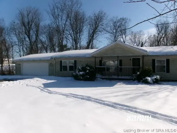 423 Leatherwood Circle, Bedford, IN 47421