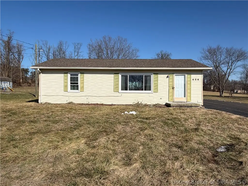 404 W Craig Road, Scottsburg, IN 47170 - #1