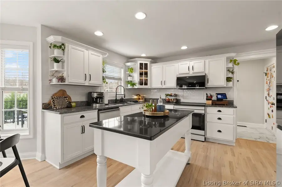 12027 Eagle Knoll Drive, Sellersburg, IN 47172 - #3