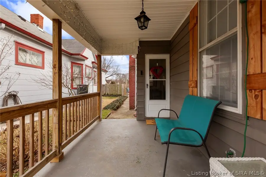 1118 E Spring Street, New Albany, IN 47150 - #2