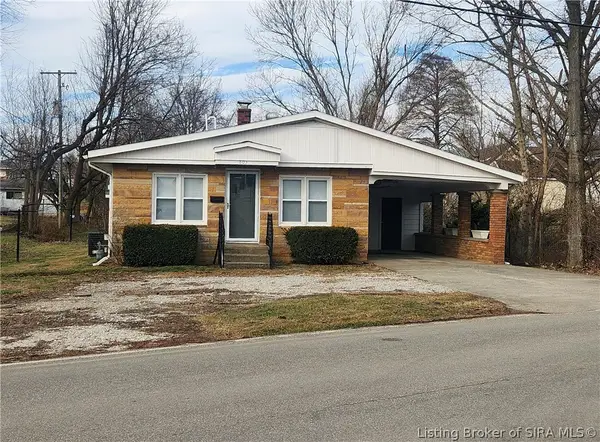 803 W Market Street, Salem, IN 47167