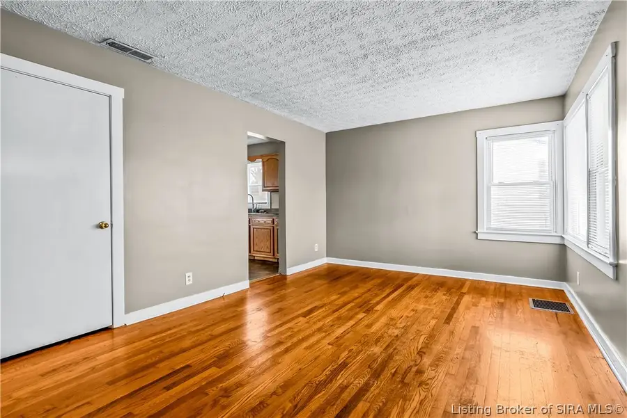 1327 E 8th Street, Jeffersonville, IN 47130 - #3