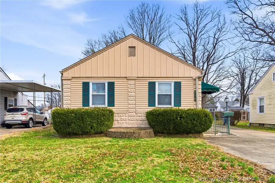 640 N Randolph Avenue, Clarksville, IN 47129 - #3