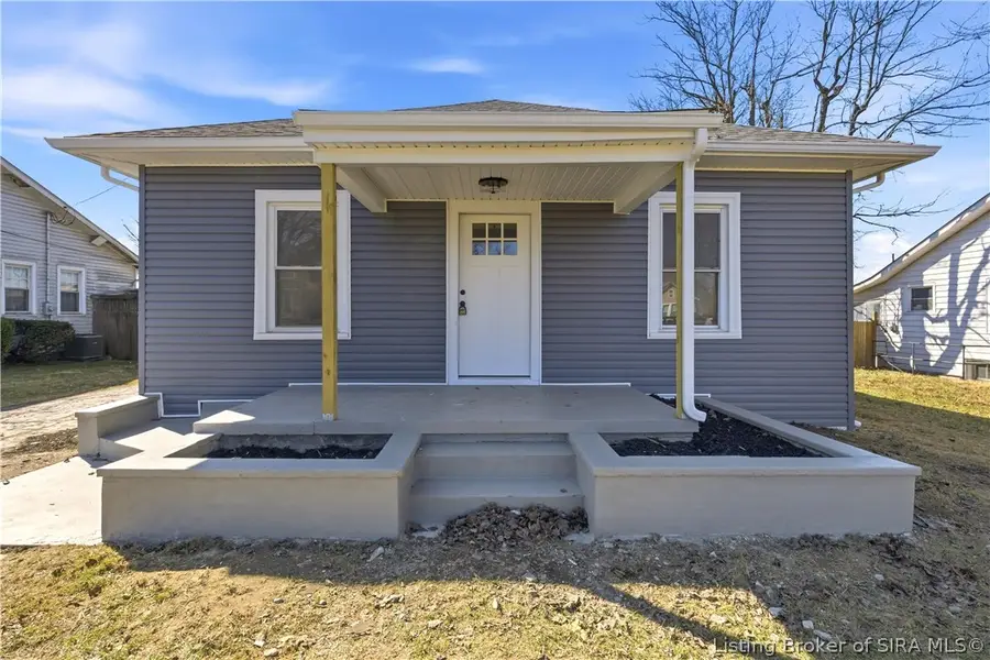 604 Lincoln Boulevard, Sellersburg, IN 47172 - #3