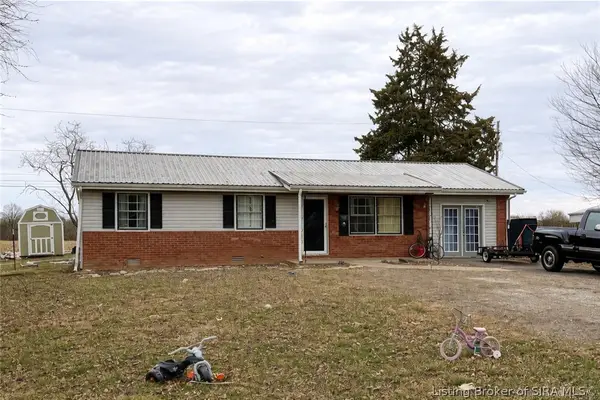 2099 E Gardner Lane, Madison, IN 47250