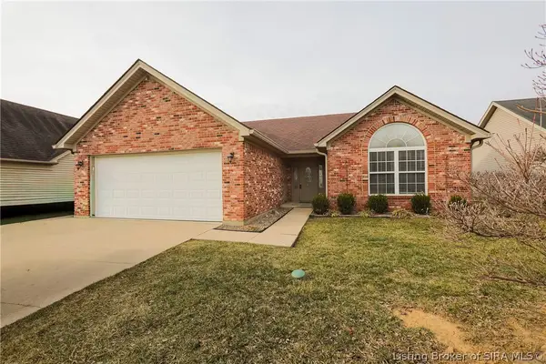 11919 Lewis Drive, Sellersburg, IN 47172