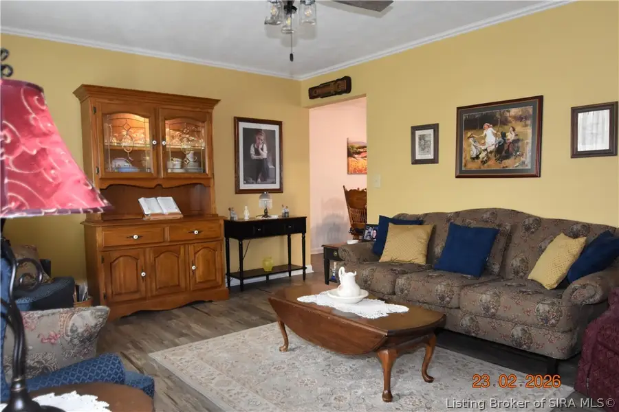 606 Lane Avenue, Sellersburg, IN 47172 - #2