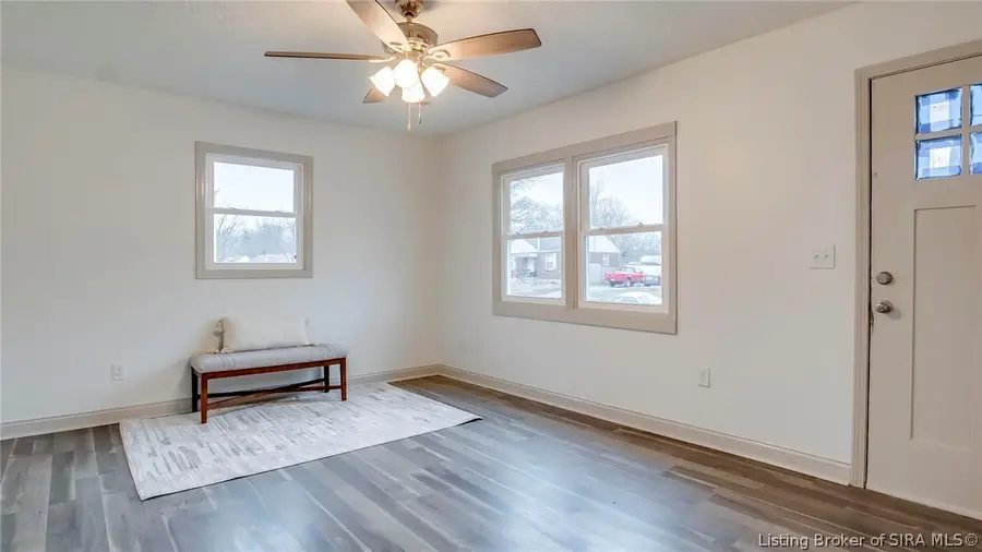 24 Louise Street, Jeffersonville, IN 47130 - #3