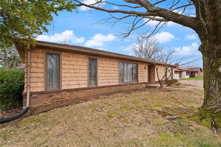 112 Clearview Drive, Jeffersonville, IN 47130 - #2