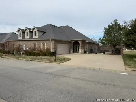 3707 Riverwalk Court, Jeffersonville, IN 47130 - #1