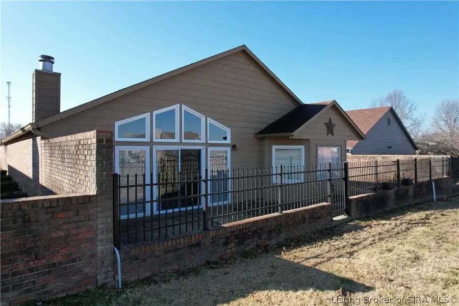 107 Spaulding Drive, Scottsburg, IN 47170 - #3