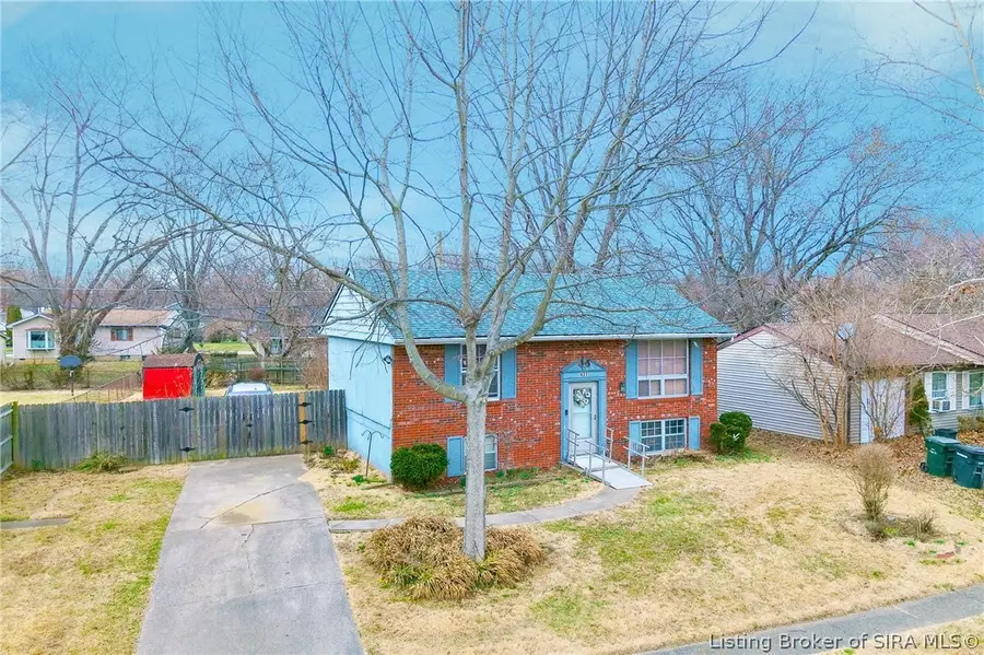 431 Webster Boulevard, Jeffersonville, IN 47130 - #2