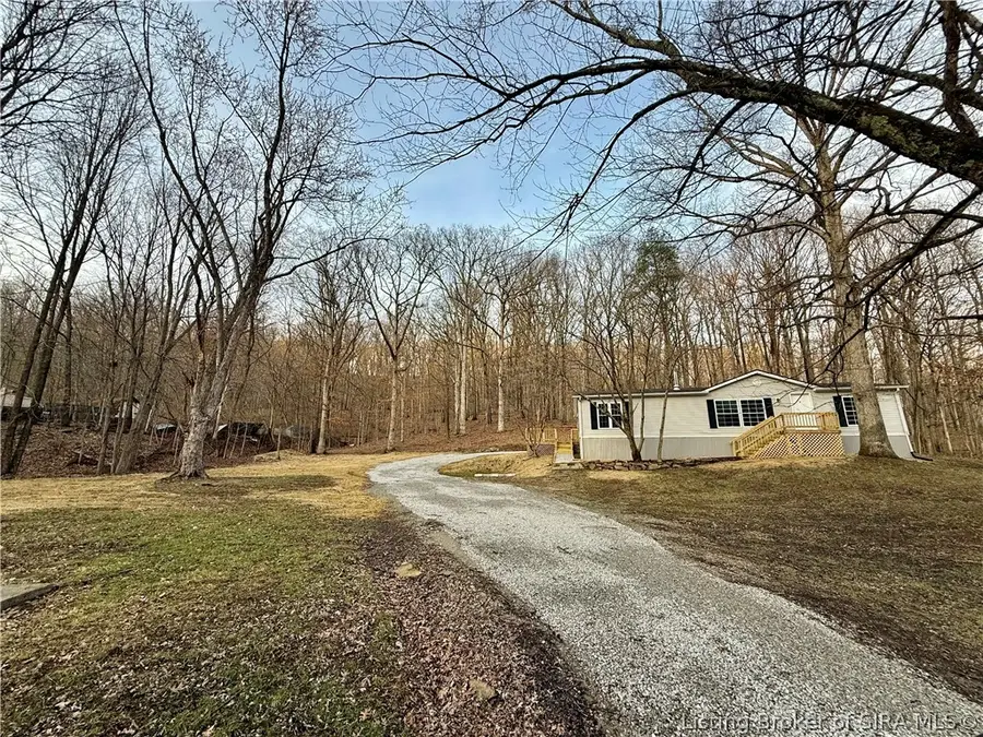 3738 Gap Hollow Road, New Albany, IN 47150 - #3