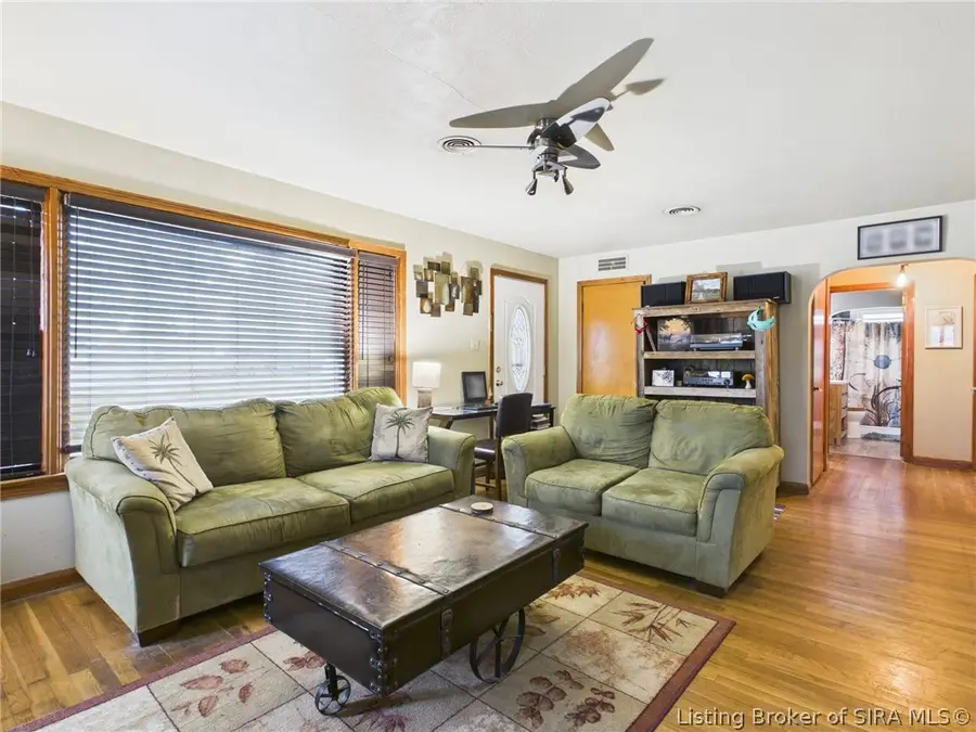 1738 Lynnwood Drive, New Albany, IN 47150 - #2