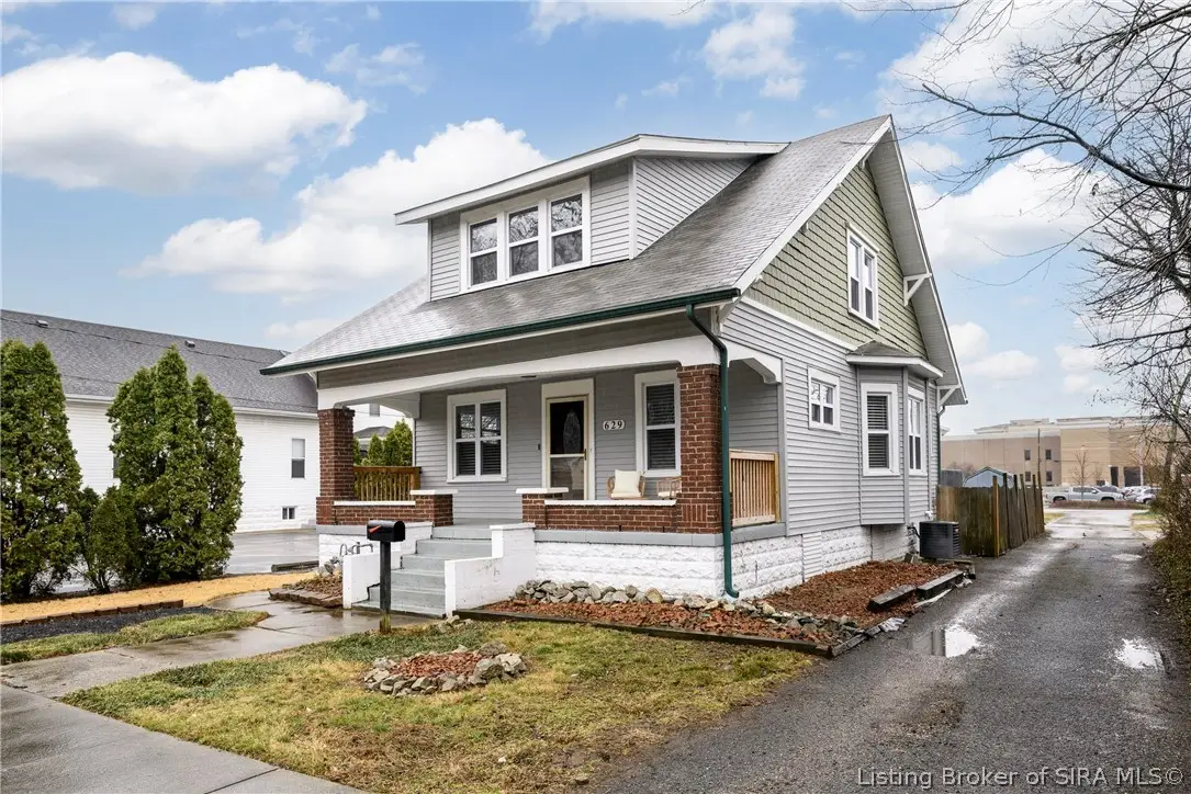 629 Mechanic Street, Jeffersonville, IN 47130 - #1