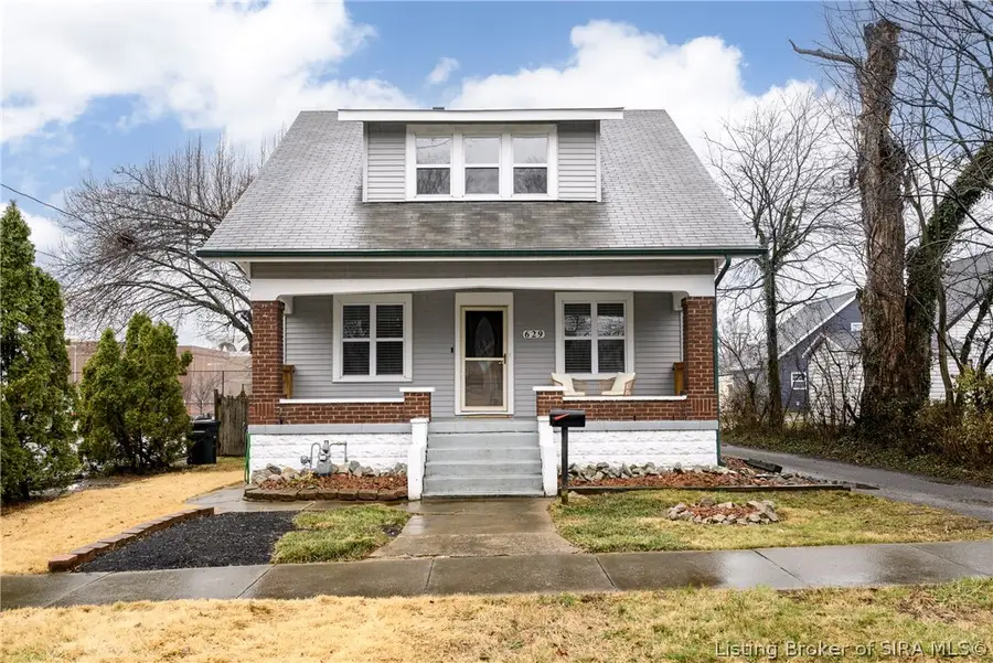 629 Mechanic Street, Jeffersonville, IN 47130 - #2