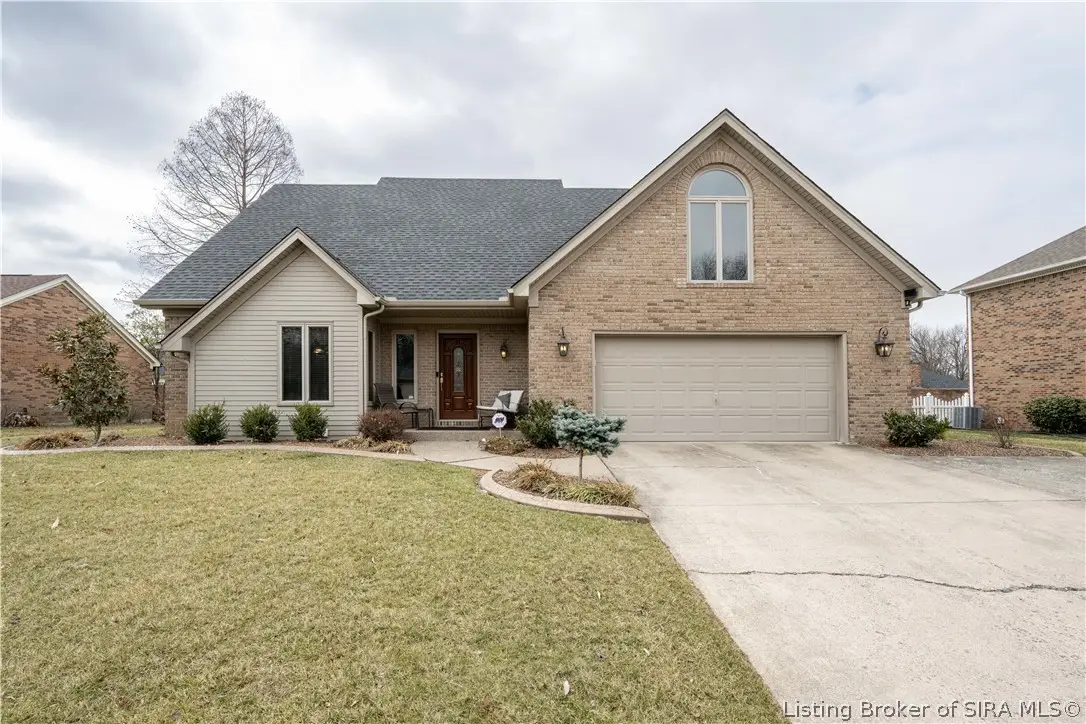 2210 Glenn Abbey, Jeffersonville, IN 47130 - #1