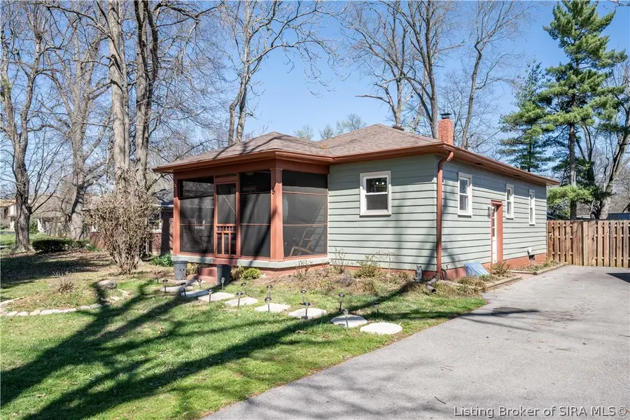 5 Forest Drive, Jeffersonville, IN 47130 - #2