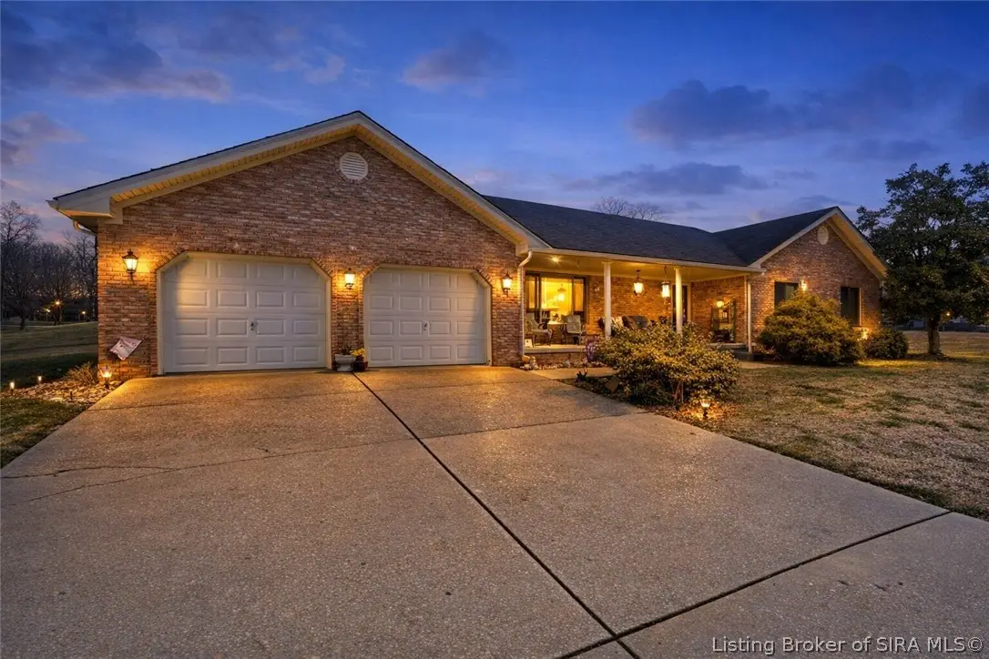 1275 S Westwood Drive, Scottsburg, IN 47170 - #1