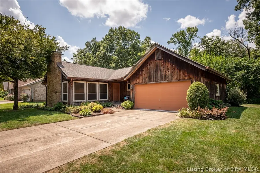 645 Hampton Court, Sellersburg, IN 47172 - #3