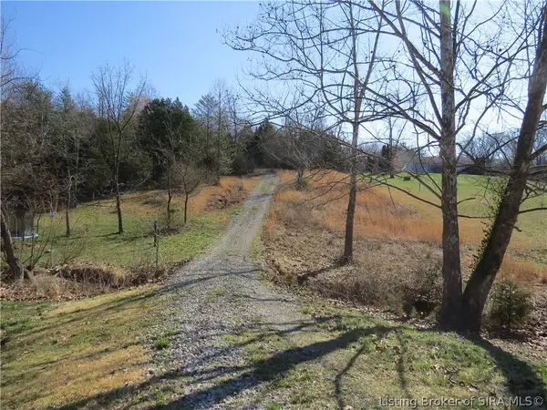 5030 Edwardsville Galena Road, Floyds Knobs, IN 47119