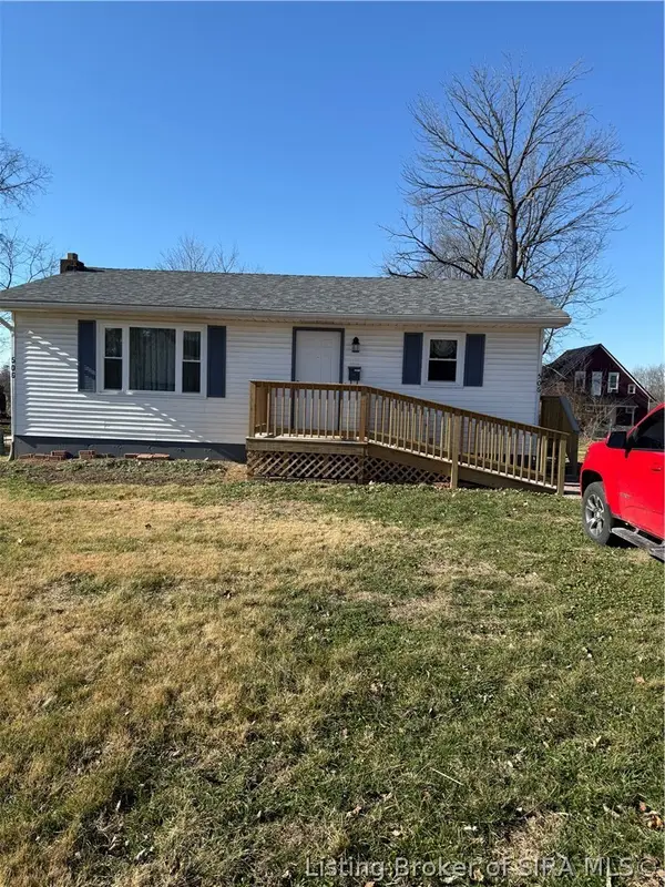 506 N College Avenue, Salem, IN 47167