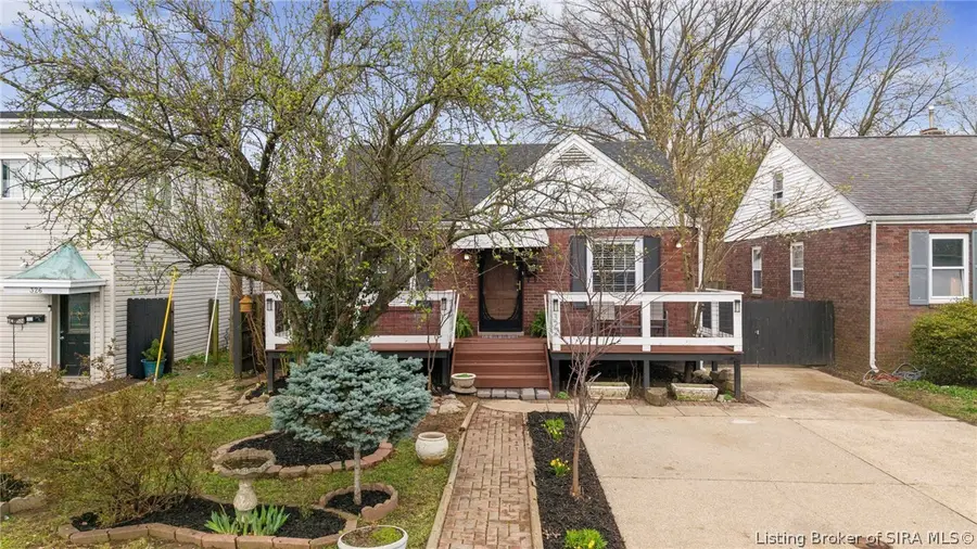 322 E Carter Avenue, Clarksville, IN 47129 - #2