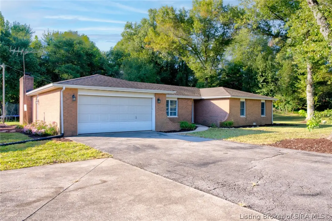 914 Henryville Bluelick Road, Henryville, IN 47126 - #1