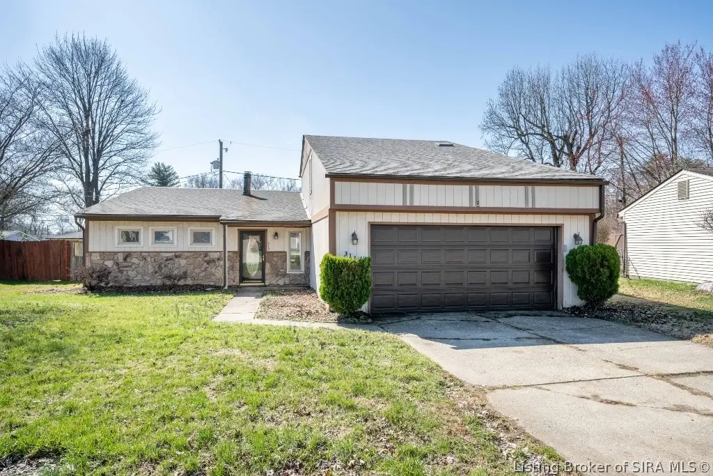 313 Mary Drive, New Albany, IN 47150 - #1