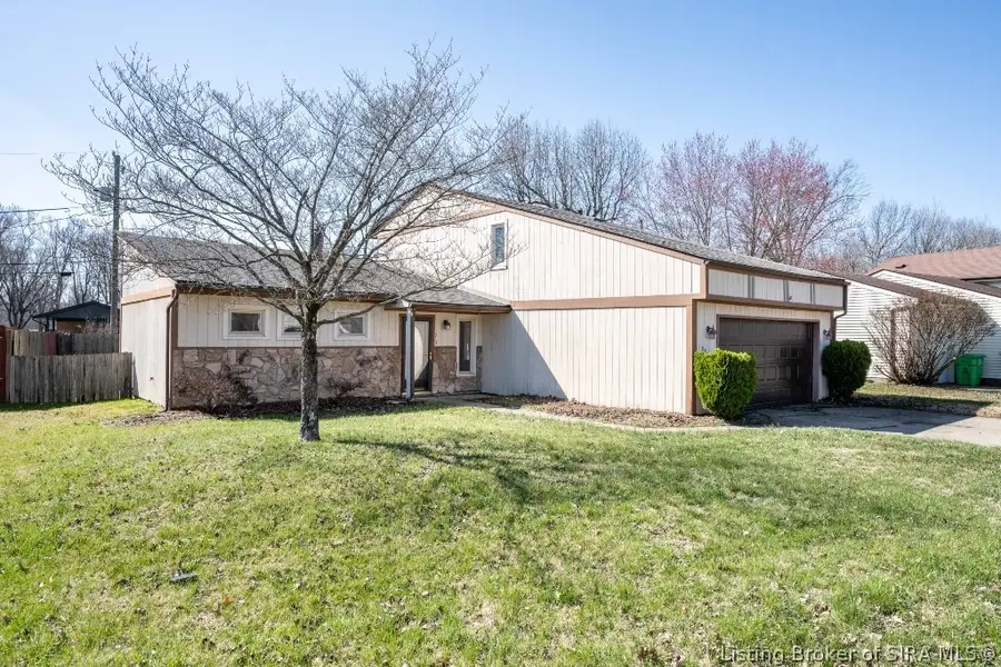 313 Mary Drive, New Albany, IN 47150 - #2