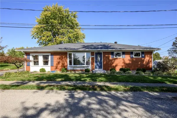 629 Knob Hill Road, New Albany, IN 47150