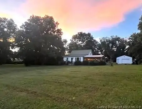 323 E Main Street Nw, Depauw, IN 47115