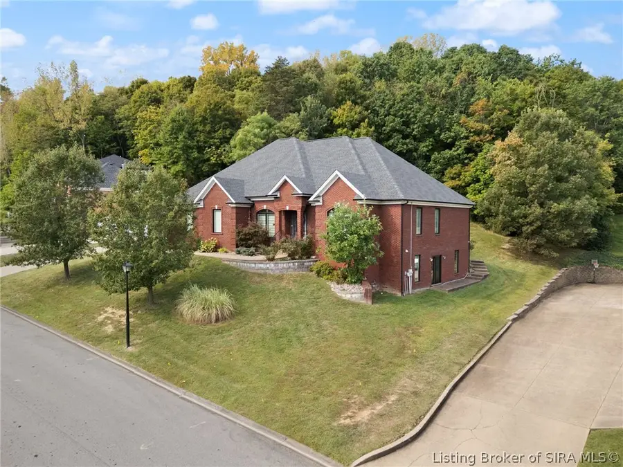 305 Wooded Valley Drive, New Albany, IN 47150 - #2