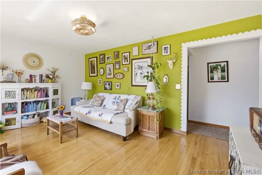 2001 Mary Lee Drive, New Albany, IN 47150 - #3