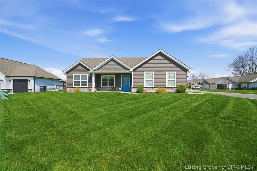 3911 Golden Apple Way, Jeffersonville, IN 47130 - #1