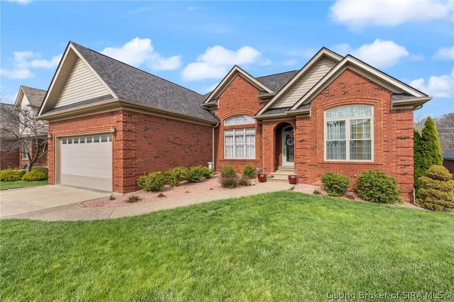 5002 Luke Lane, Sellersburg, IN 47172 - #3