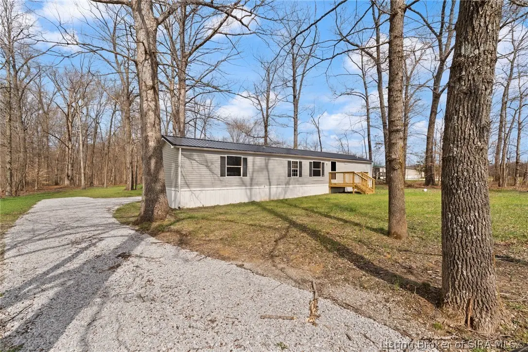 1260 E County Line Road Ne, Palmyra, IN 47164 - #1