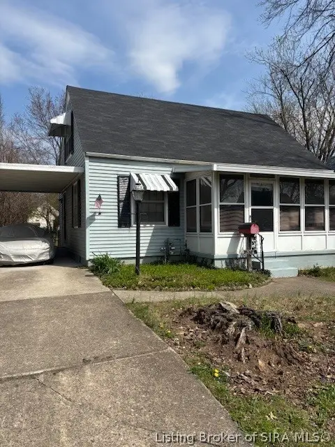 534 N Whitcomb Avenue, Clarksville, IN 47129 - #1