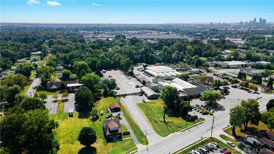 2112 Hamburg Pike, Jeffersonville, IN 47130 - #2