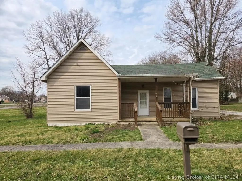 35 N Mckinley Street, Campbellsburg, IN 47108 - #1