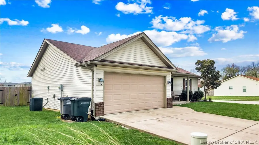 2206 Hall Lane, Jeffersonville, IN 47130 - #3