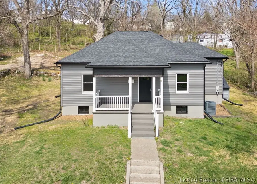 118 W Thornton Street, Paoli, IN 47454 - #2