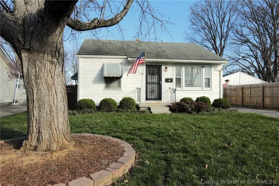 1417 E 9th Street, Jeffersonville, IN 47130 - #3