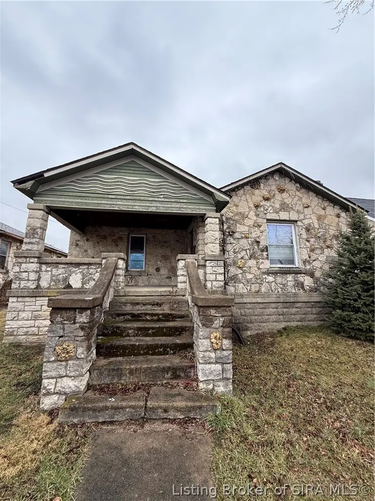 912 Buckeye Street, North Vernon, IN 47265 - #1