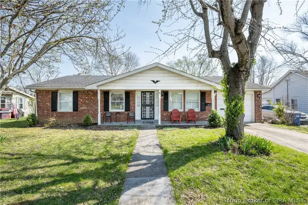 211 Broadway Street, Sellersburg, IN 47172