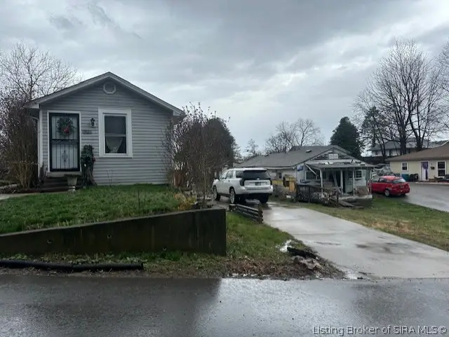 1021 Prospect Street, New Albany, IN 47150 - #1