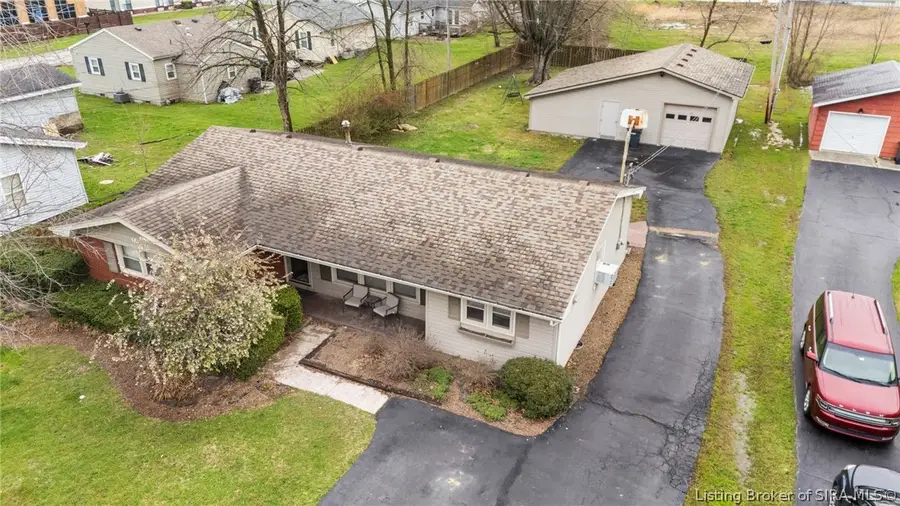 1198 Allen Street, Scottsburg, IN 47170 - #3